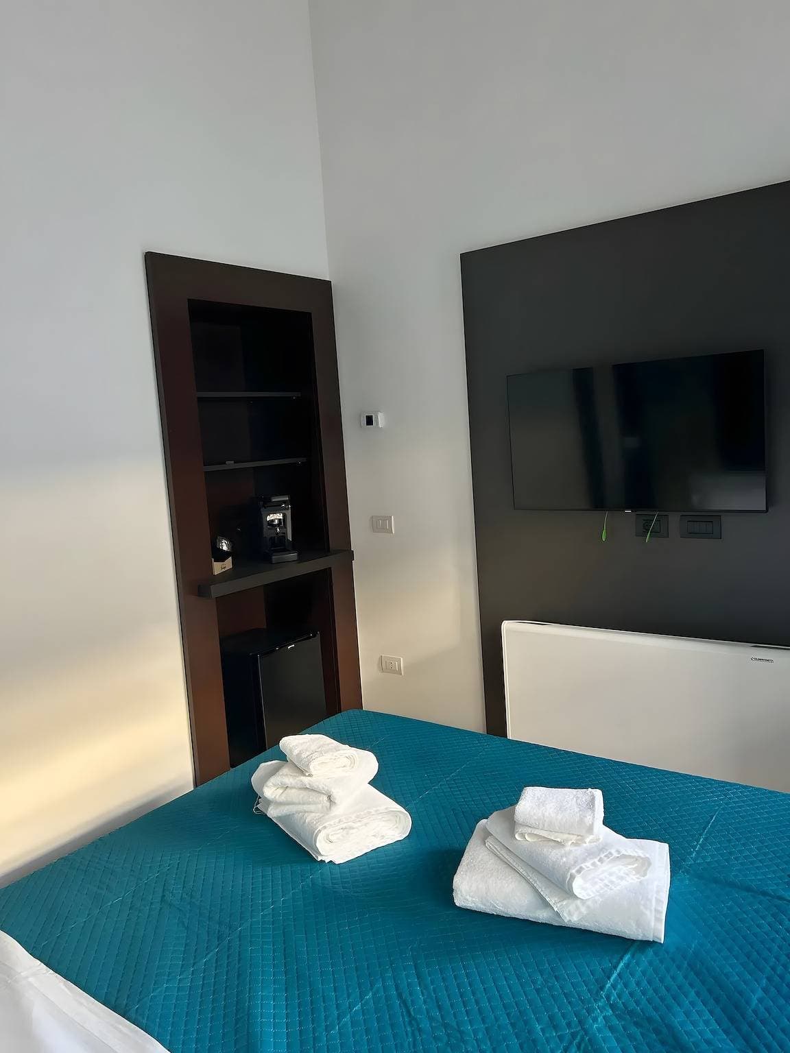 Foto 6 von 10: Apartment 'Luxury Room' mit Meerblick, WLAN und Klimaanlage