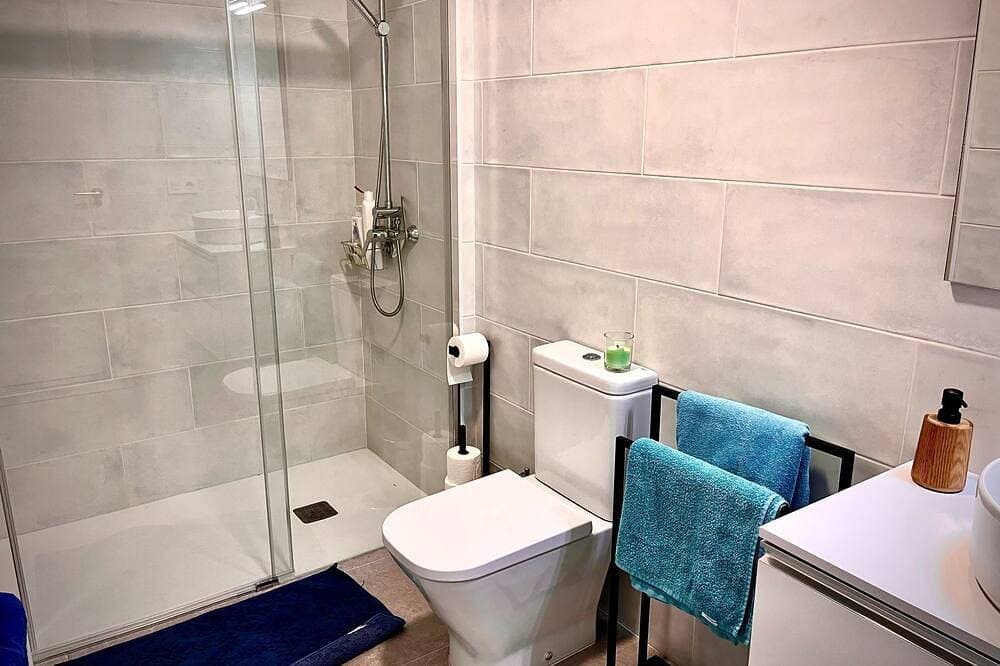 Foto 4 von 18: Spacious new apartment 4 minutes from the beach with large panoramic terrace