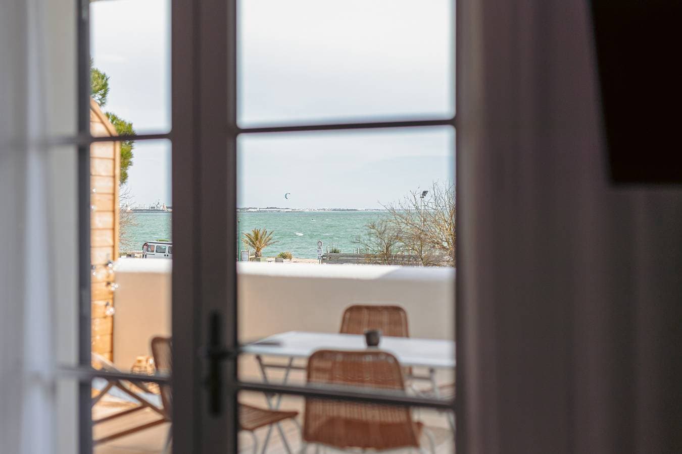 Foto 9 von 23: Appartement Les Iles mit Meerblick, privater Terrasse und WLAN