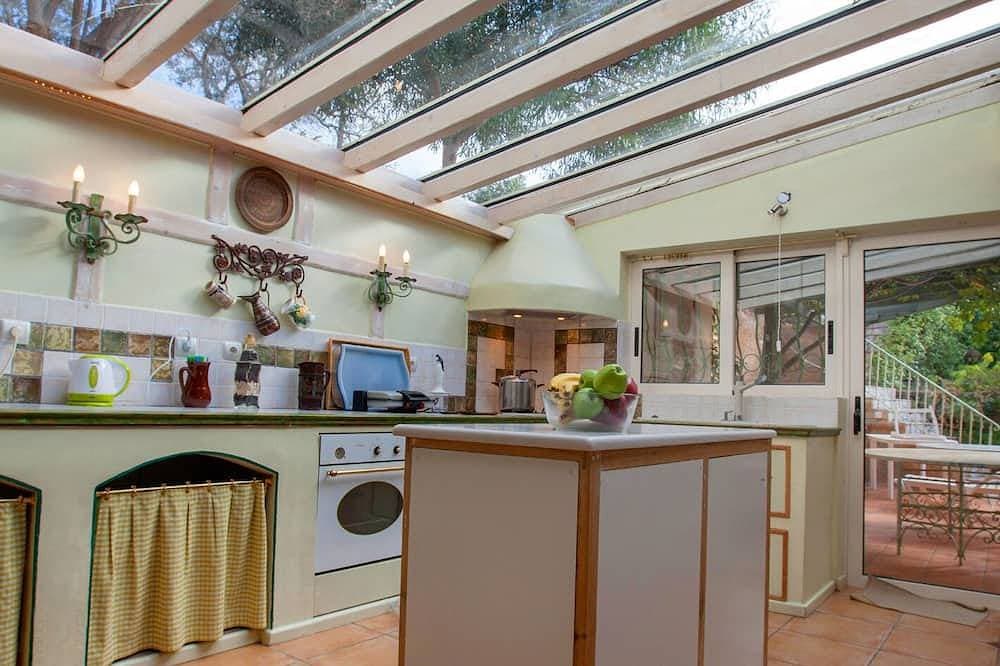 Foto 13 von 30: Einzigartige Villa mit großartigem Stil, Panoramablick auf das Meer und Swimmingpool