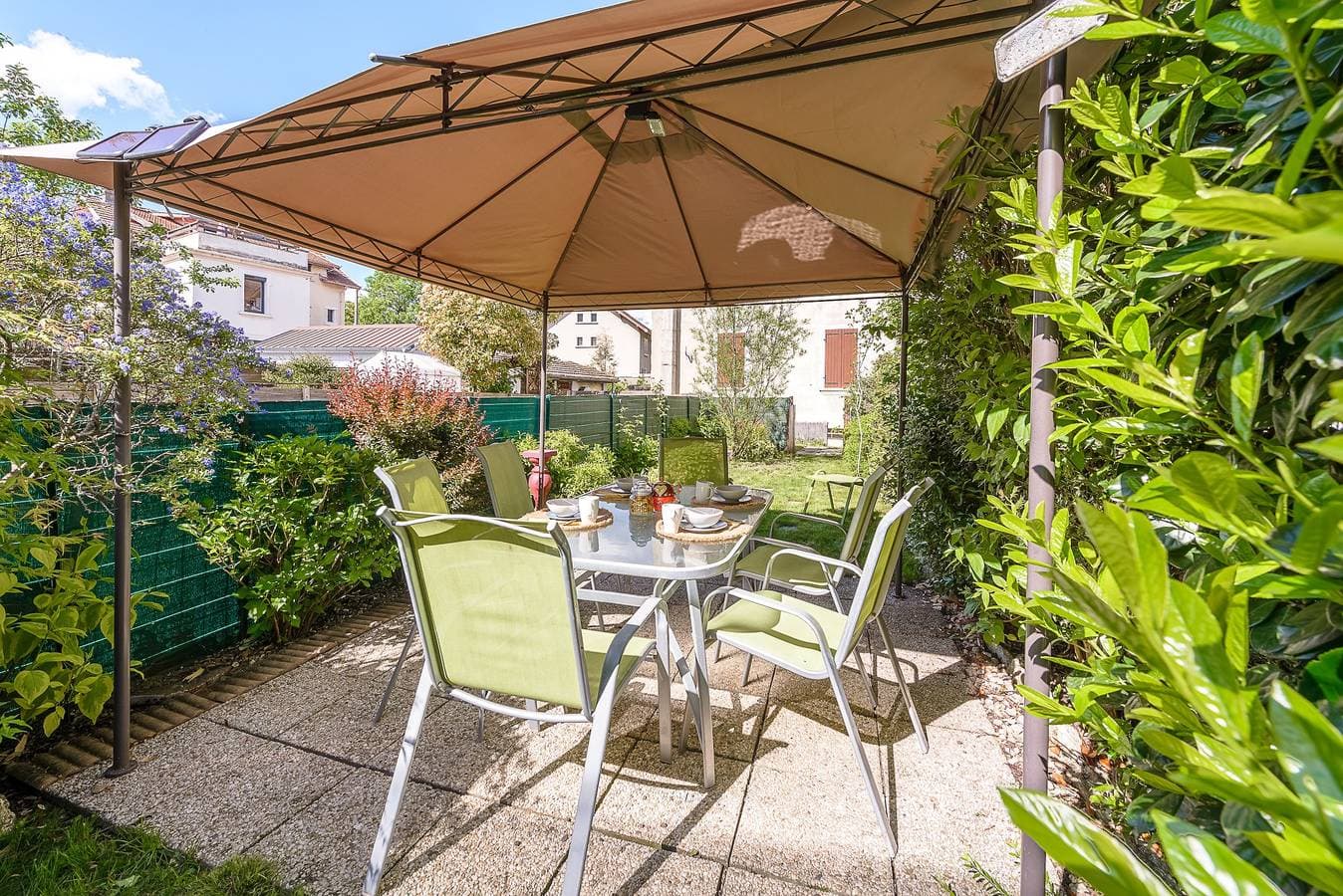 Foto 3 von 13: Ferienwohnung für 4 Personen mit Garten