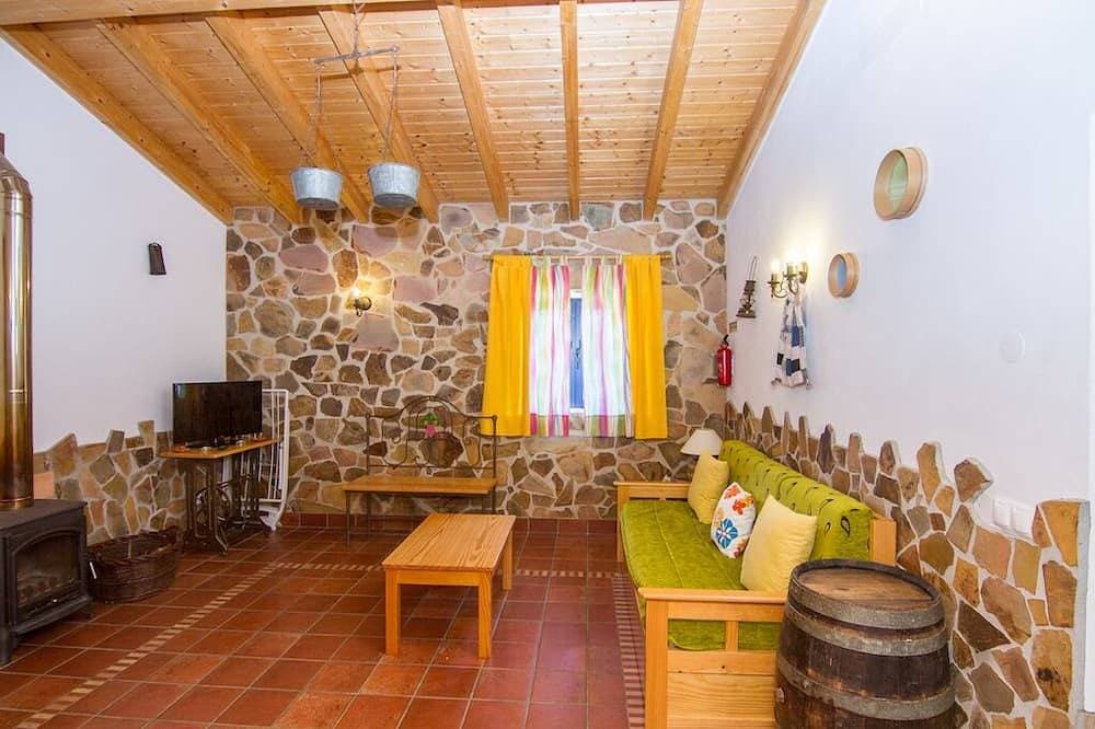 Foto 8 von 24: Digne gelbe Villa, Pool, Grill