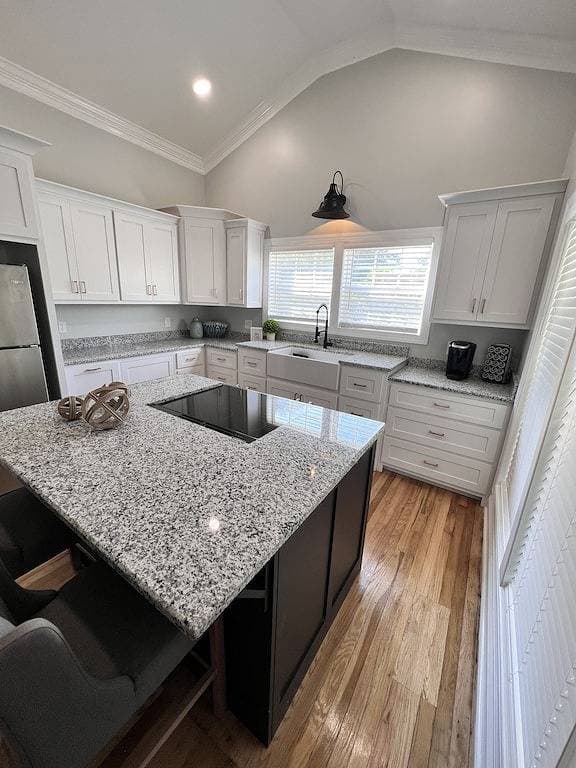 Foto 11 von 35: Boat Friendly, Vast Parking, Fenced Yard, Near River, Una, Downtown, Spacious