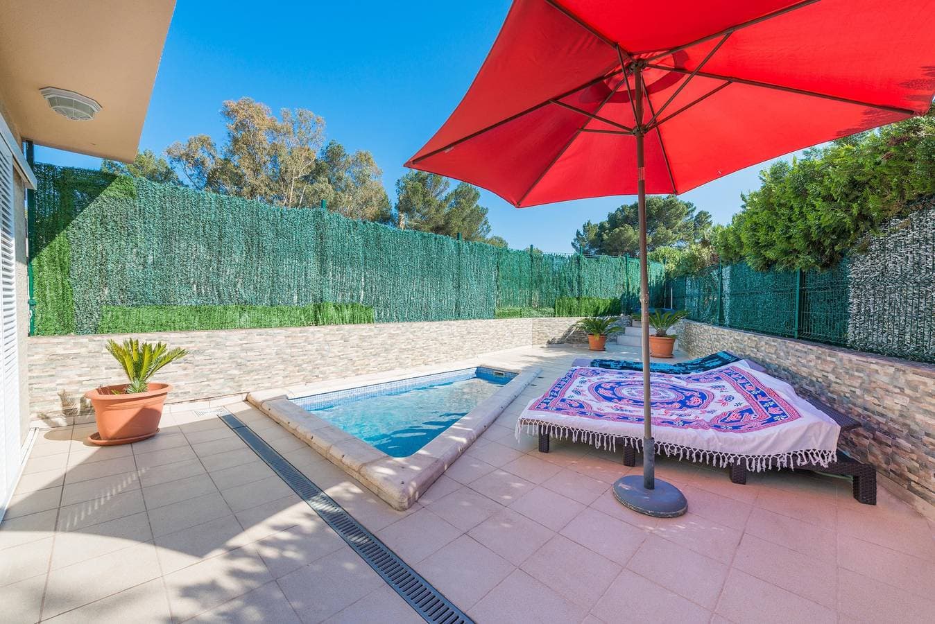 Foto 2 von 25: Ferienhaus 'Rotonda De Aucanada' mit privatem Pool, Wi-Fi und Klimaanlage