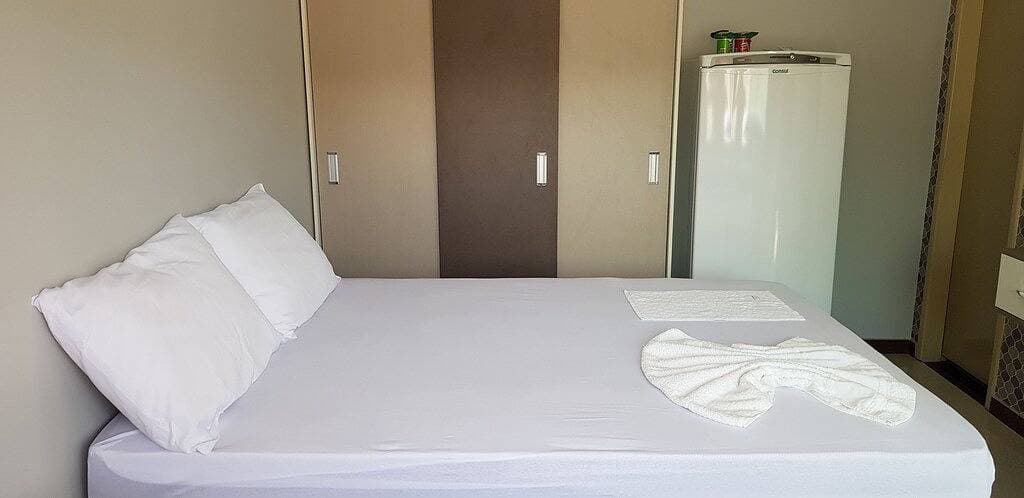 Foto 9 von 9: Brandneue Suite mit Möbeln, TV, Kühlschrank, Netflix, Wifi. komm schau es dir an ..!