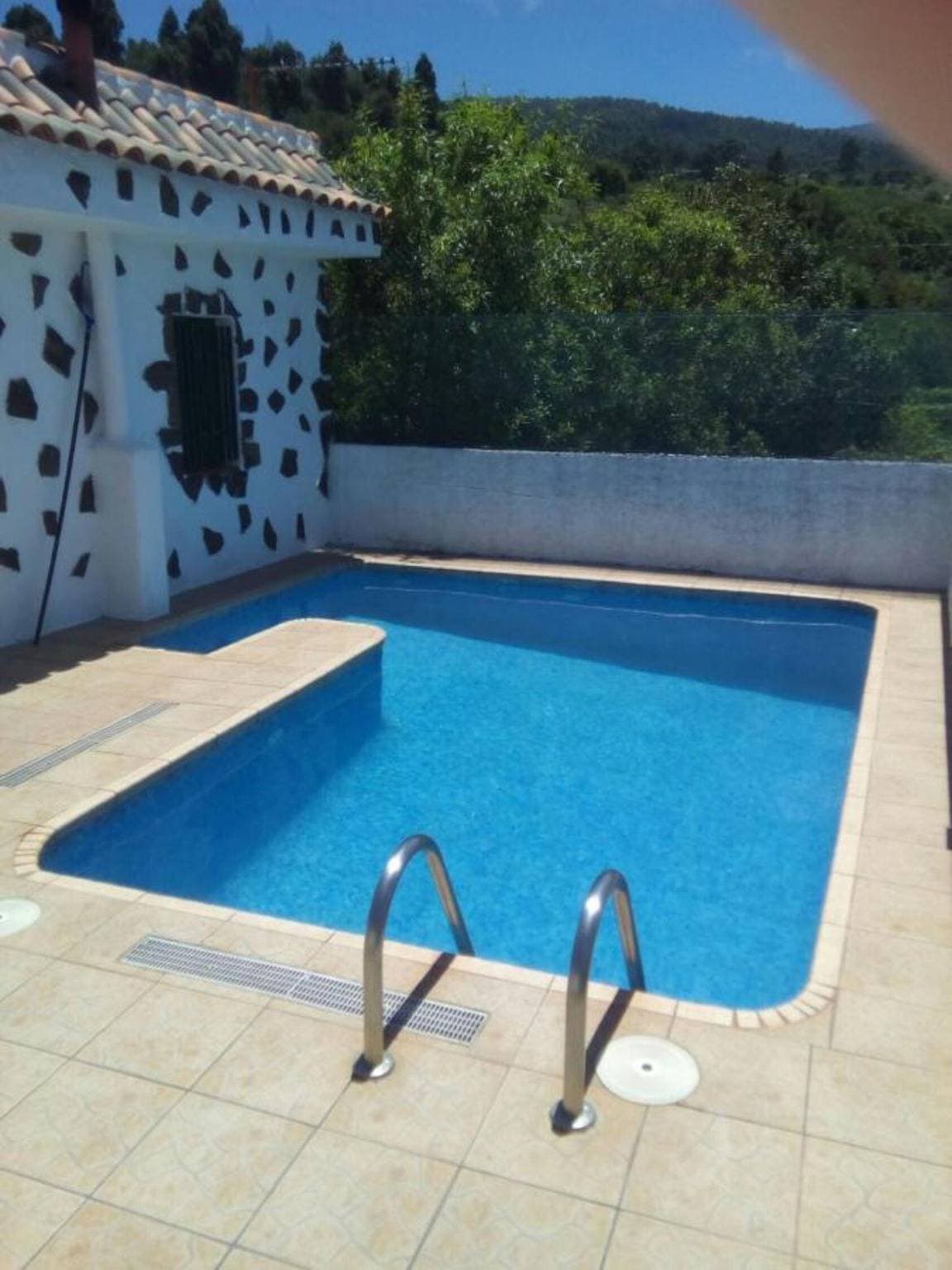 Foto 7 von 39: Ferienhaus LaCerca mit Meerblick, Pool, WLAN und Garten