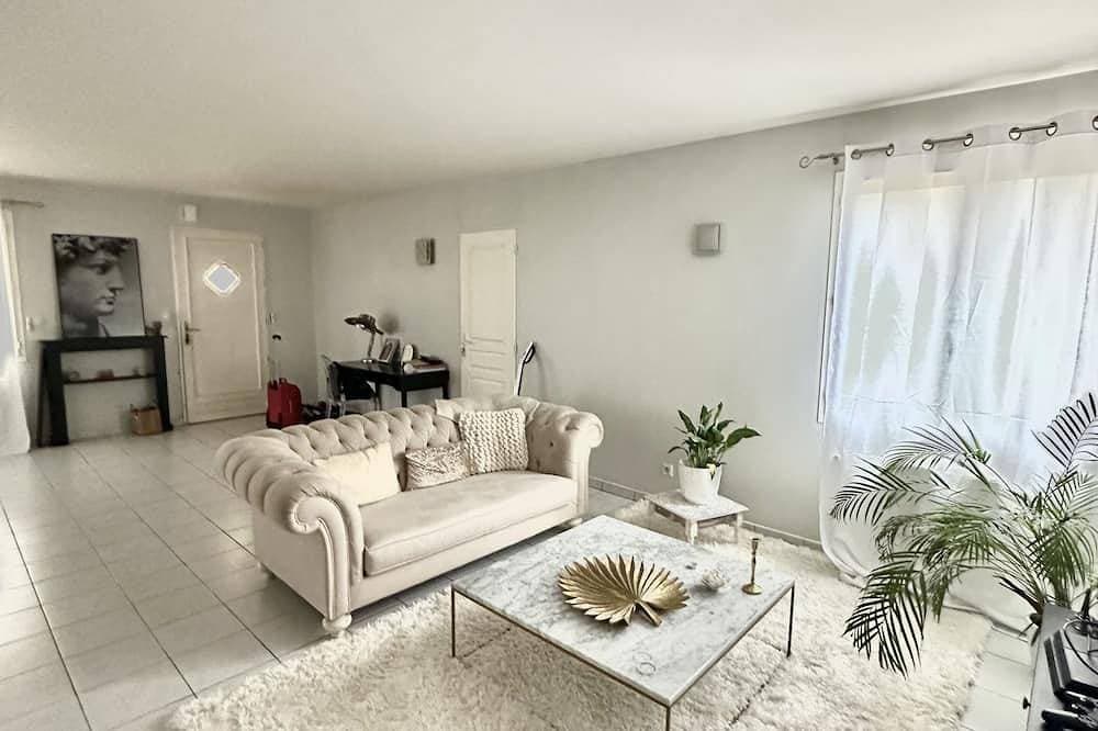 Foto 7 von 13: Maison Familiale