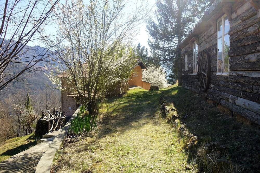 Foto 7 von 30: Ferienhaus im Erdgeschoss mit tollem Blick auf die Gipfel von Mercantour.