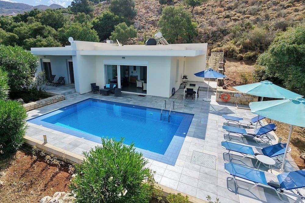 Schöne Villa für 1 bis 4 Personen, Meer- und Bergblick, privater Pool 1
