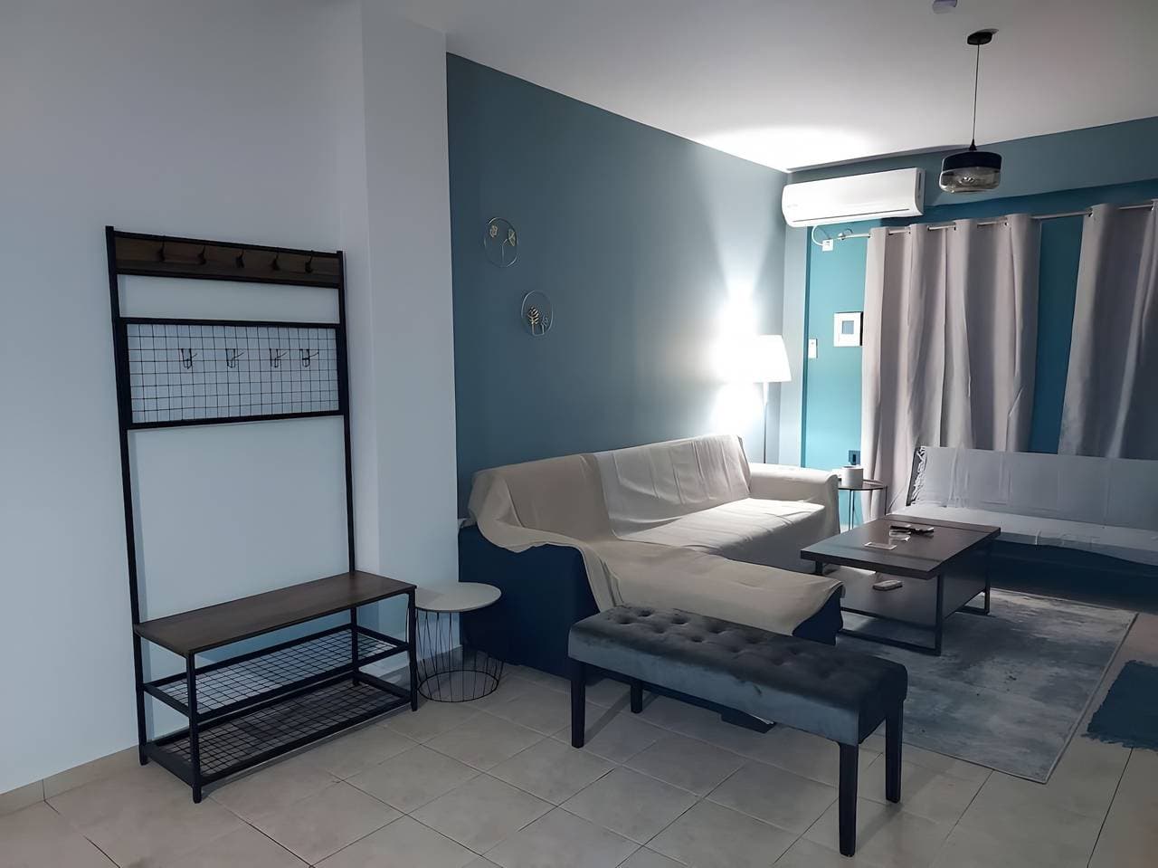 Foto 8 von 29: Apartment 'Aegina Luxury' mit Bergblick, WLAN und Klimaanlage