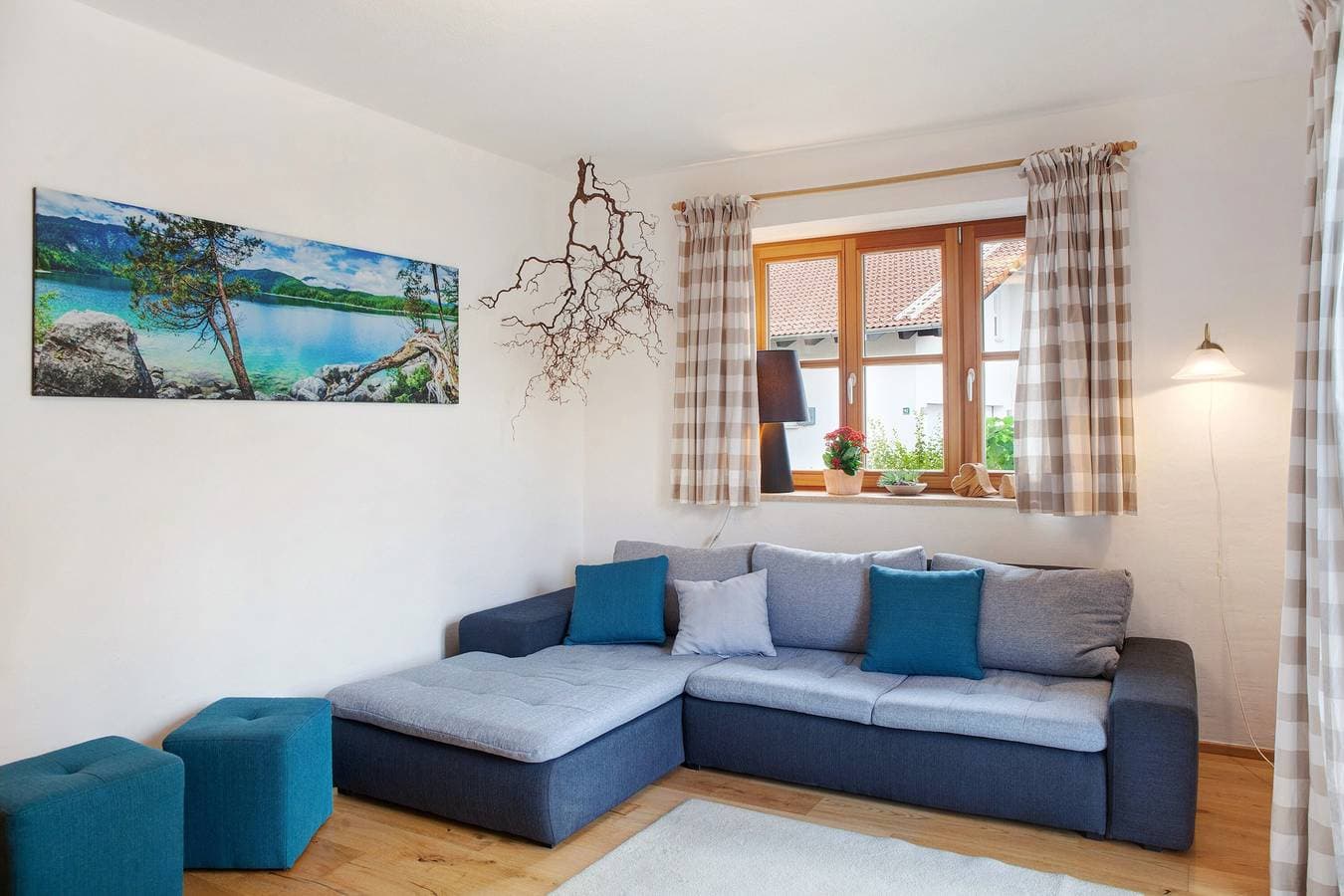 Foto 3 von 28: Ferienwohnung Zugspitzblick mit Bergblick, Garten und WLAN