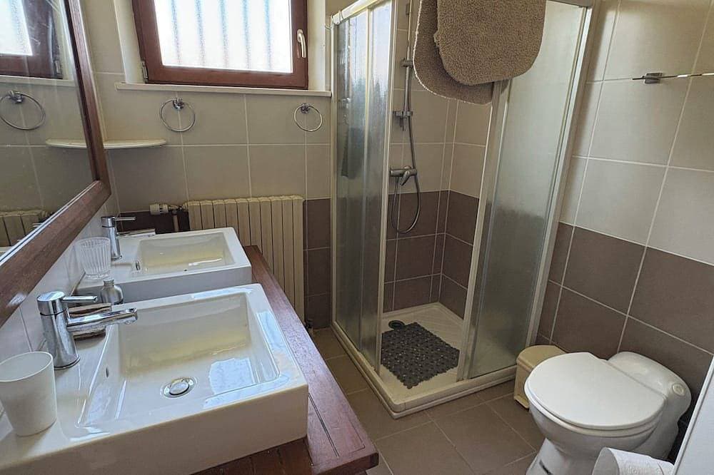 Foto 7 von 15: Spacious typical Vercors house for your vacation: fresh air and plenty to do!