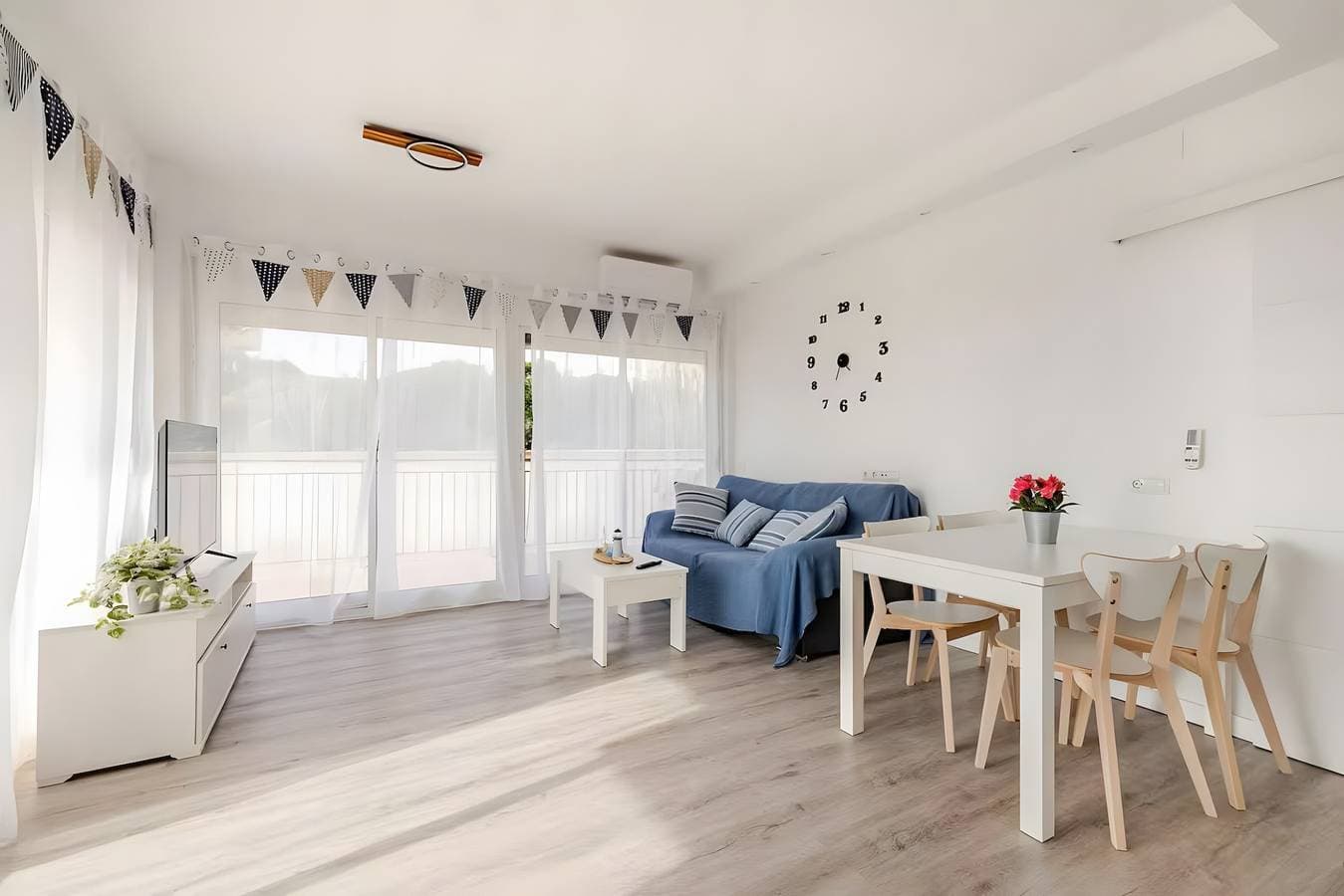 Foto 4 von 39: Apartment in Salou mit Meerblick, WLAN und Klimaanlage
