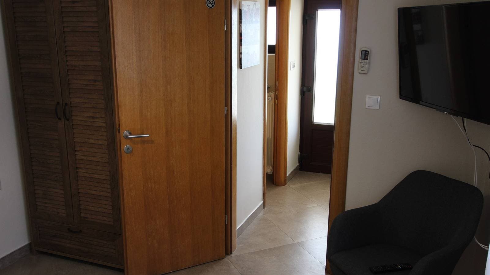 Foto 10 von 32: Gemütliche Fereienwohnung Olivari nur 10 m vom Strand entfernt