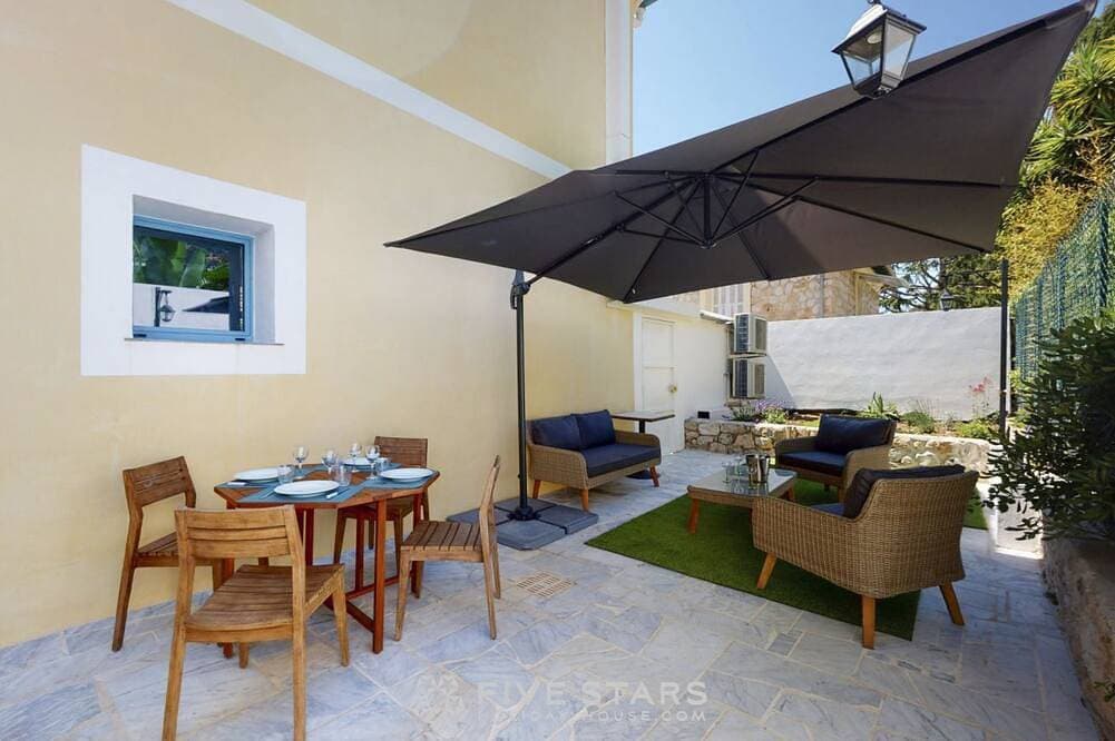 Foto 8 von 9: Suite Riviera Five stars Holiday house