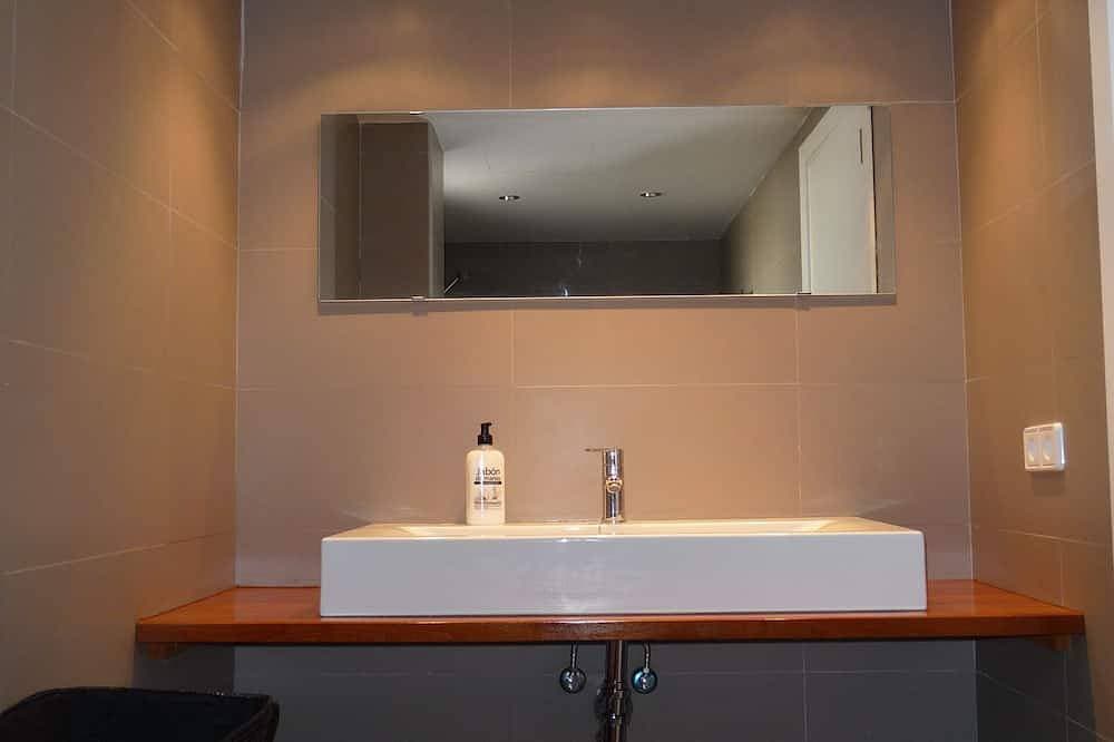 Foto 6 von 18: Erdgeschoss mit herrlichem Meerblick und eigener Terrasse, Gemeinschaftspool