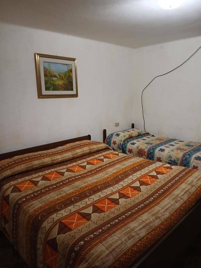 Foto 2 von 10: Large Double Room