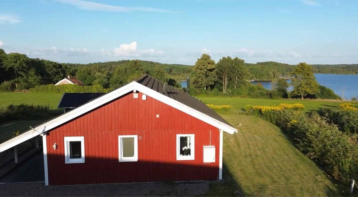 Foto 3 von 43: Hus Kalvsjö – Schwedenhaus mit Seeblick in Kalv in Västergötland
