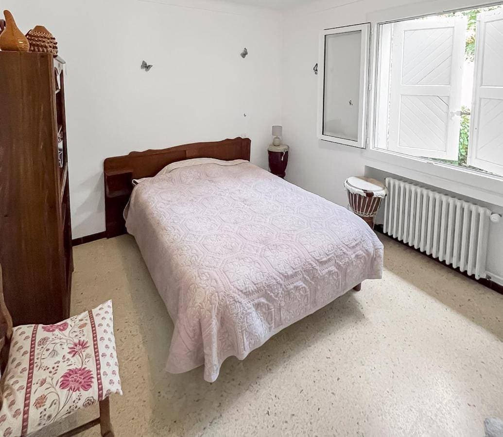 Foto 4 von 15: Two-Bedroom Apartment