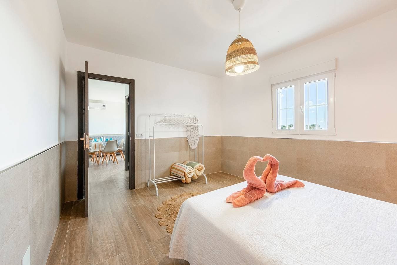 Foto 10 von 18: Ferienhaus 'Nido' mit privater Terrasse und Klimaanlage