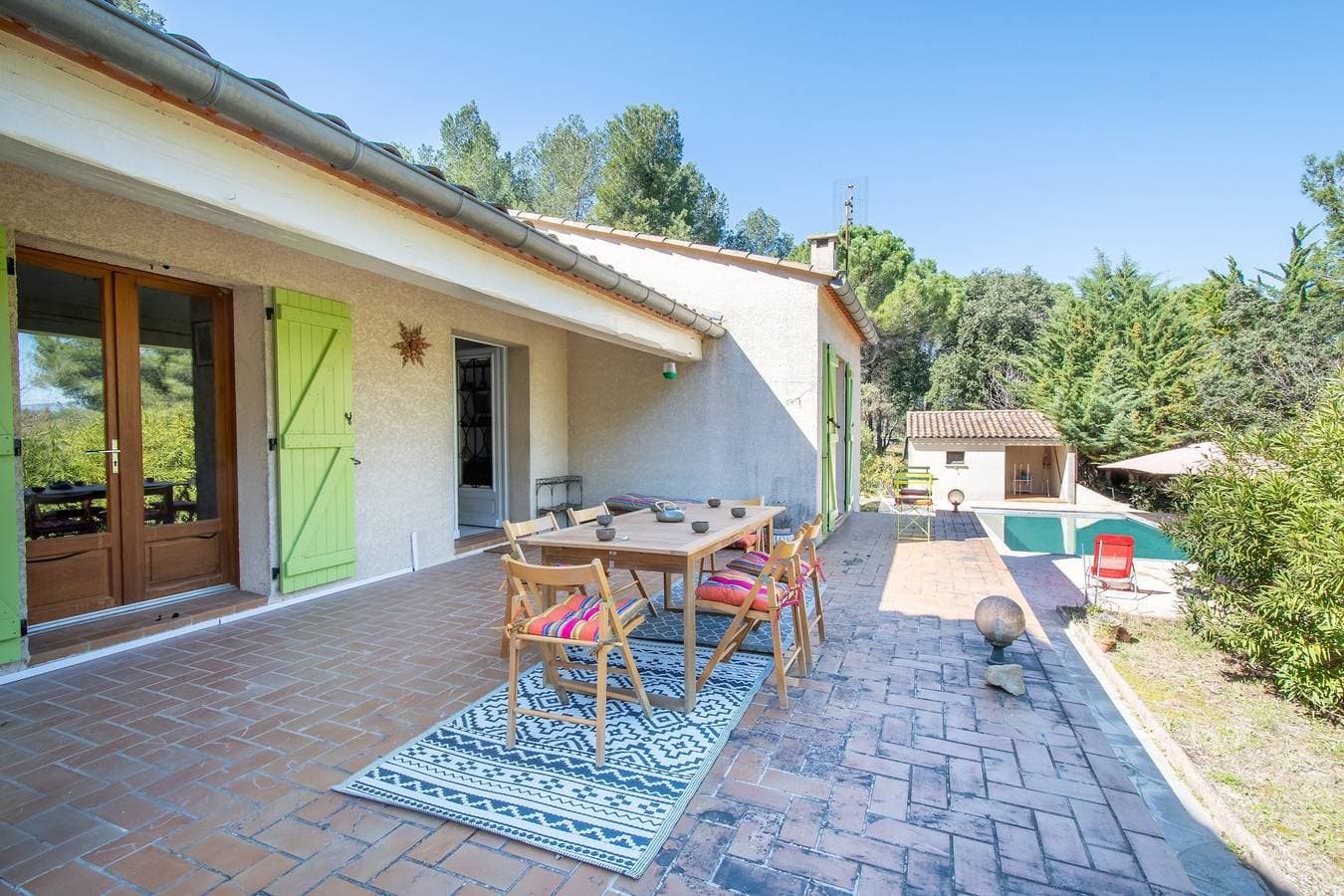Foto 2 von 13: Ferienhaus für 12 Personen mit Terrasse