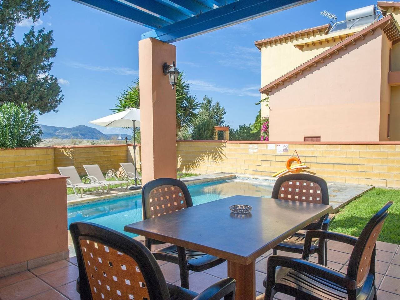 Foto 9 von 33: Schönes Ferienhaus mit Balkon in Polis Chrysochous