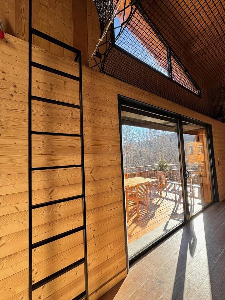 Foto 9 von 55: Two-Bedroom Chalet