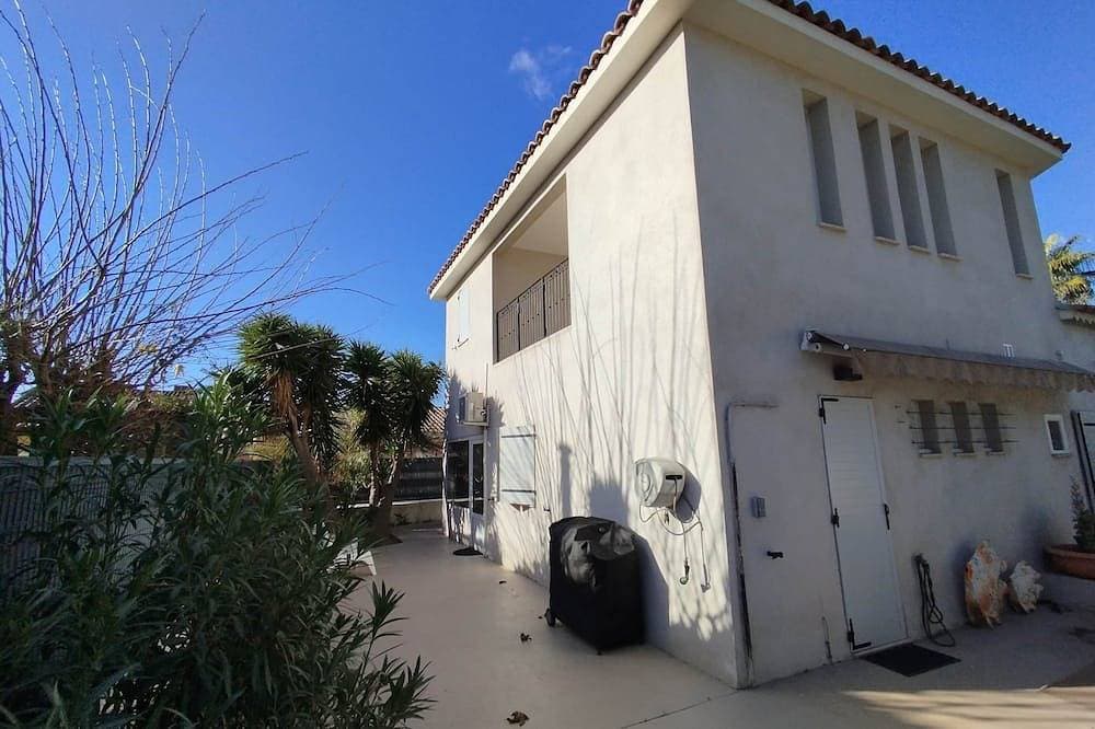 Beach house: terrace, relaxation, air conditioning, wifi 1
