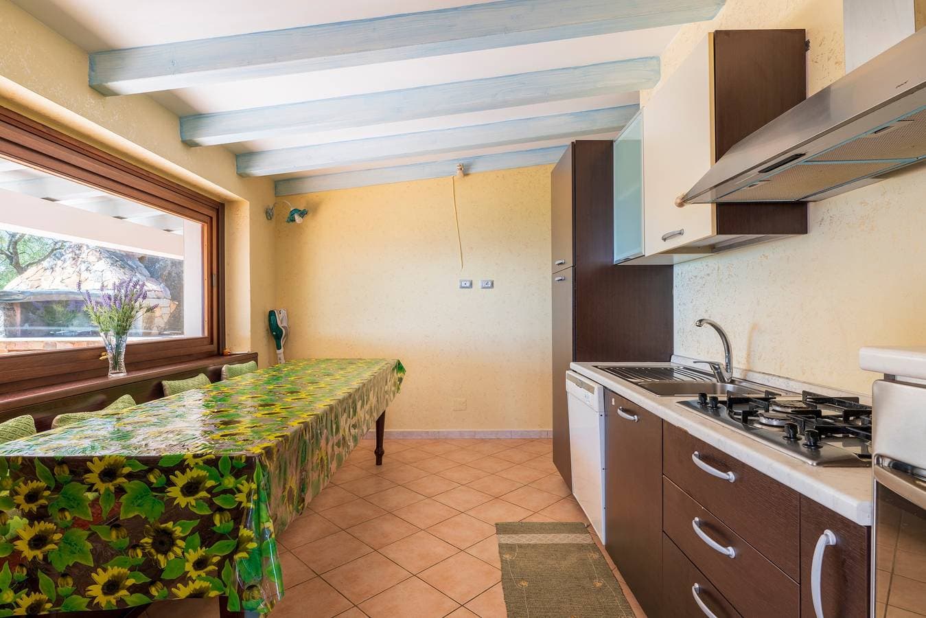 Foto 4 von 34: 'Villa il Panorama di Orrí' mit Meerblick, Garten und Klimaanlage