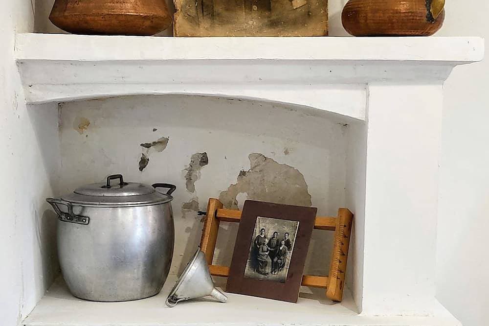 Foto 8 von 14: Experience authentic Abruzzo! Fedora's House in Capestrano, your ideal retreat.
