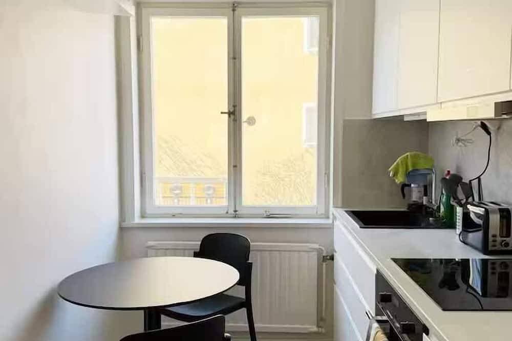 Foto 6 von 12: Quiet 1Br Apartment with Balcony, 20min to City