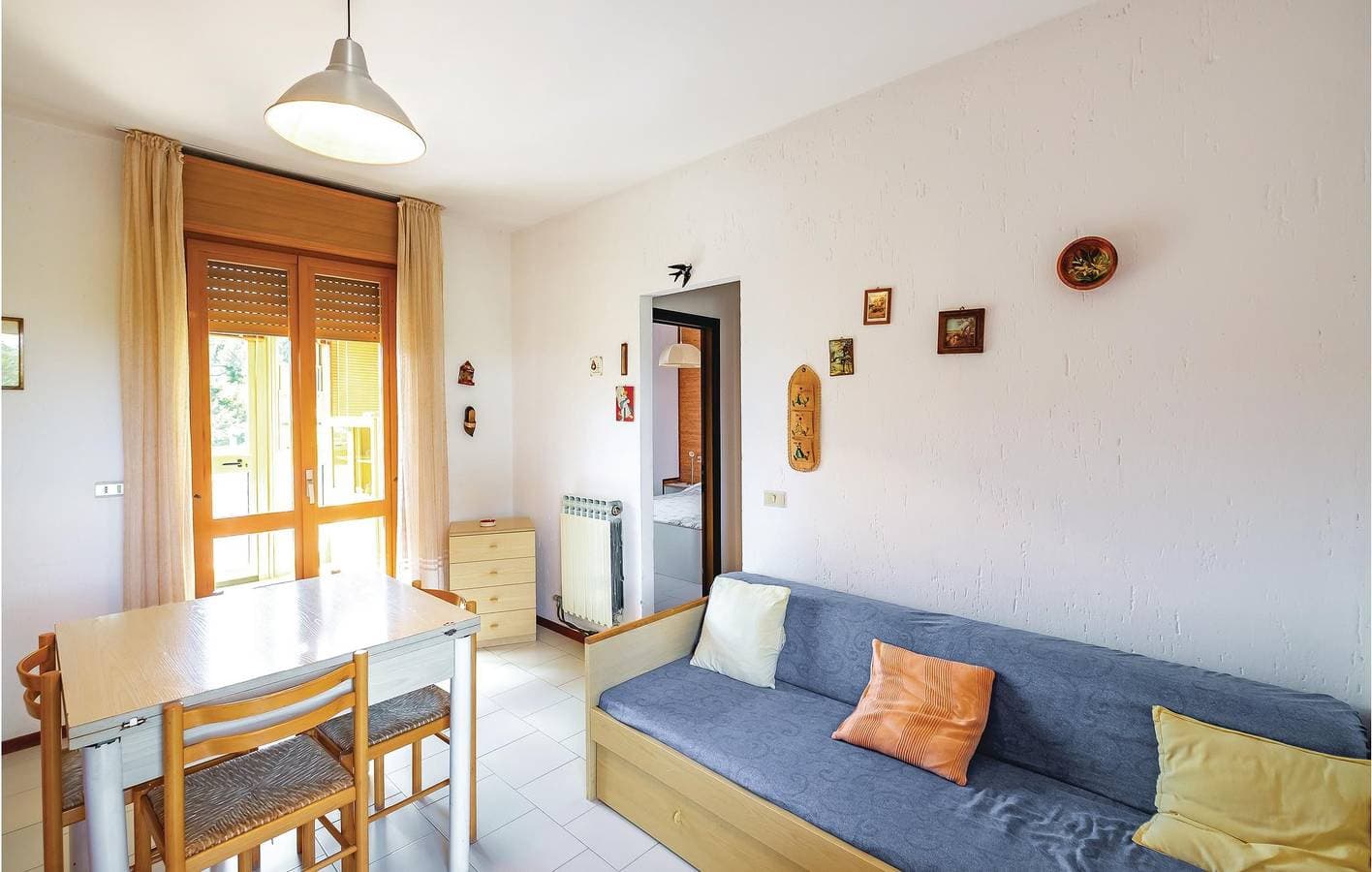 Foto 11 von 18: Ferienwohnung für 6 Personen mit Terrasse