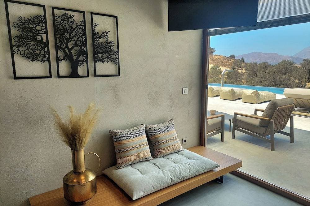 Foto 6 von 27: Marnos Green Luxury Superior Villas - the ultimate luxury experience!