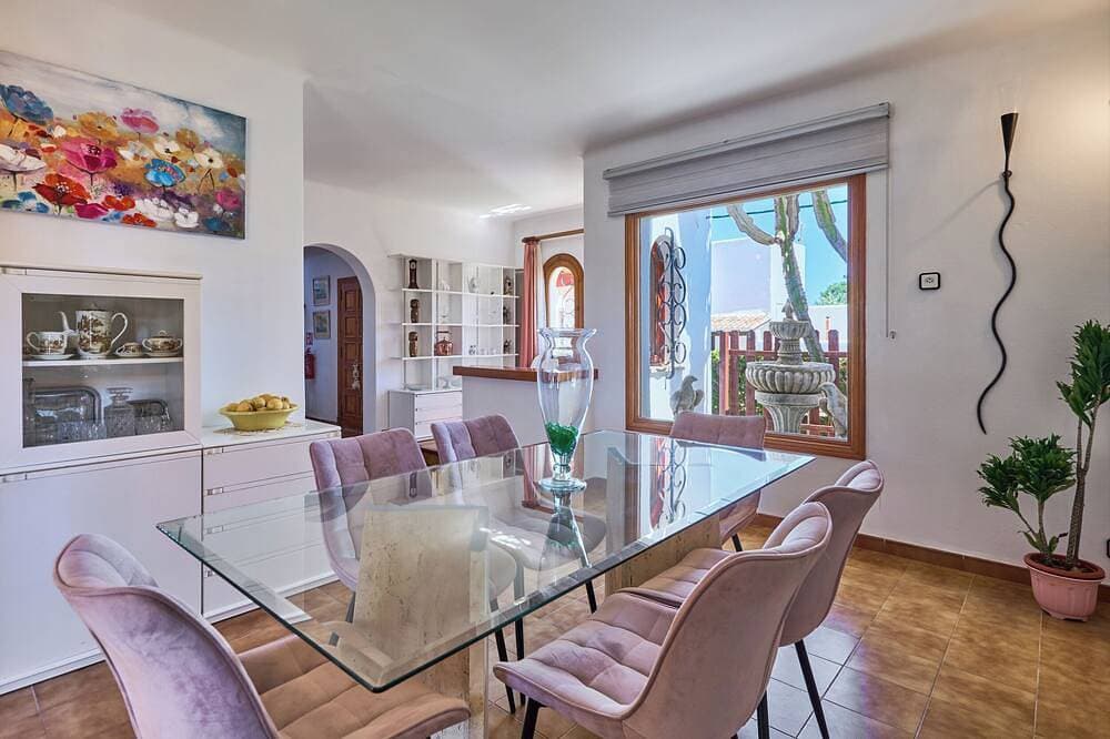 Foto 13 von 30: Ferienhaus in Strandnähe mit 3 Schlafzimmern, Klima und Wifi