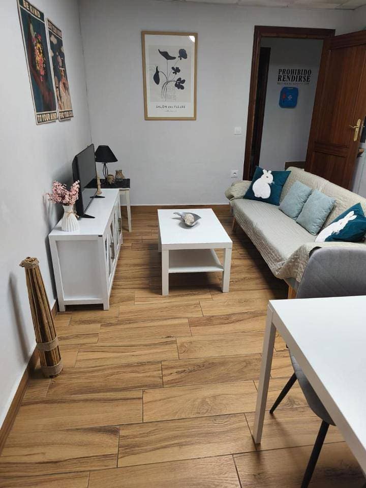 Foto 12 von 31: Three-Bedroom House