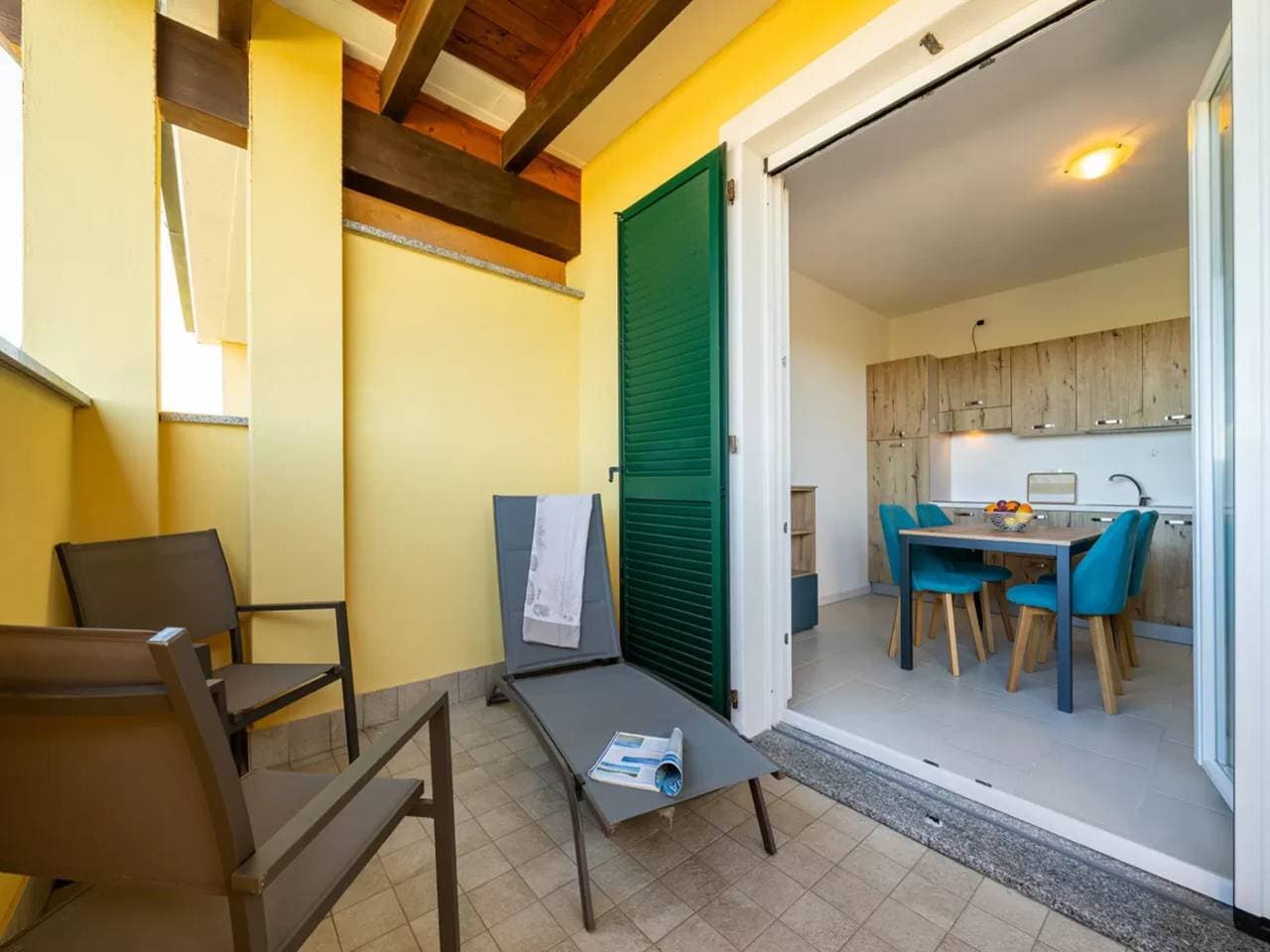 Foto 7 von 27: Neues Ferienhaus mit Terrasse mit Meerblick