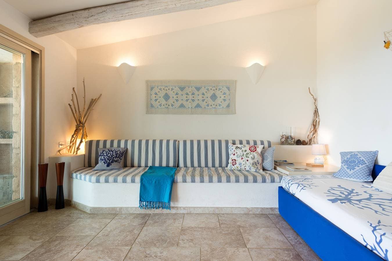 Foto 11 von 32: Villa 'I Graniti' in Strandnähe mit Meerblick, Patio, Klimaanlage und WLAN