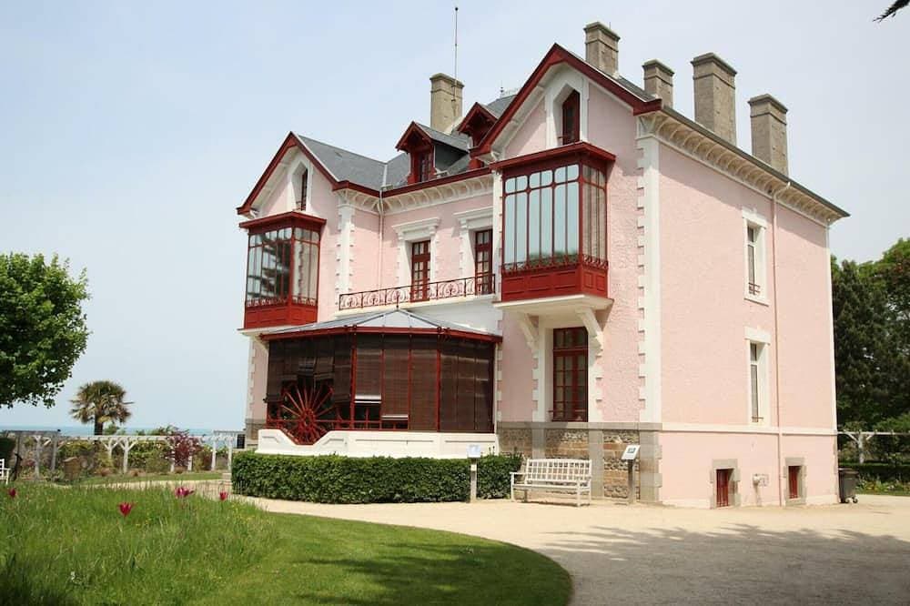 Foto 9 von 21: Gemütliche Wohnung mit Loggia-Meerblick, Haustiere erlaubt