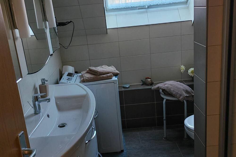 Foto 5 von 12: Ferienwohnung mit Balkon