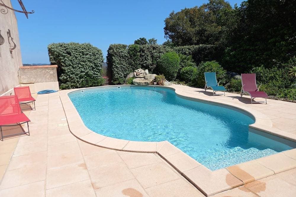 Mini-Villa 19 m2 für 2 Personen + Klimaanlage + Pool, Meer- und Bergblick 1