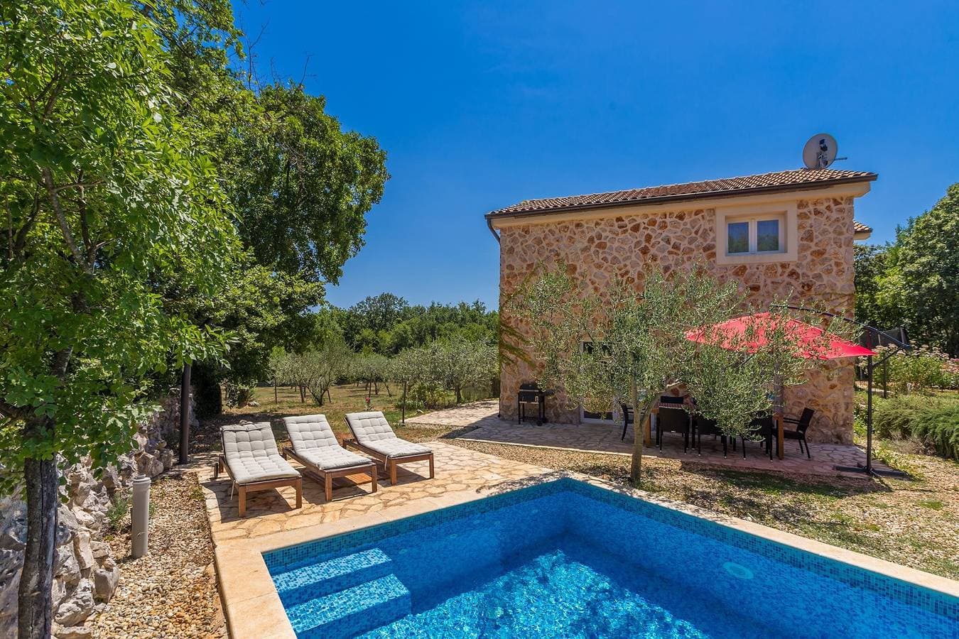Foto 7 von 64: Ferienhaus Alyssa mit pool auf der Insel Krk, 3km vom Sandstrand