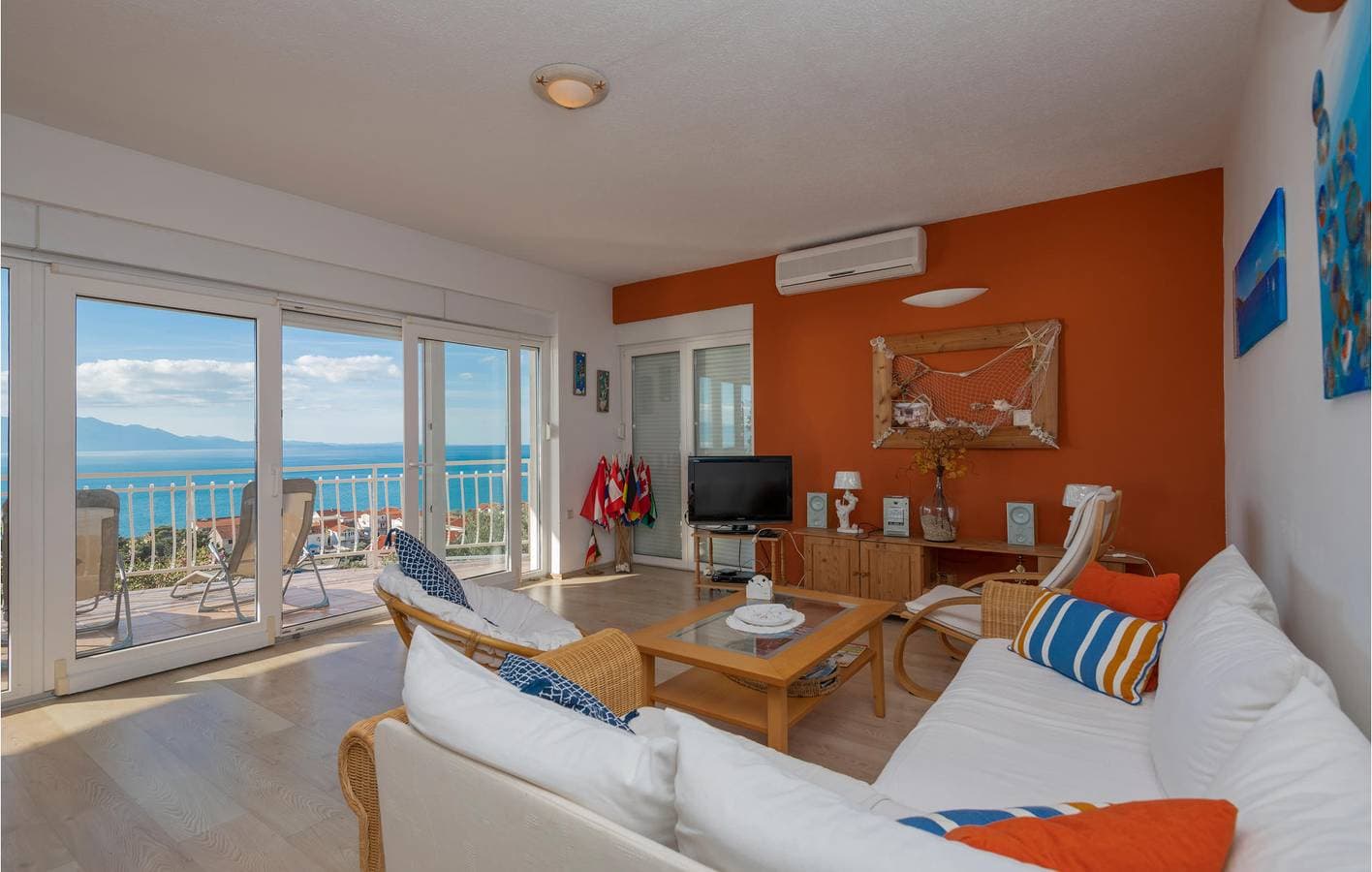 Foto 4 von 35: Charmantes Apartment mit Pool, WLAN und Terrasse, 400 m von der Küste entfernt