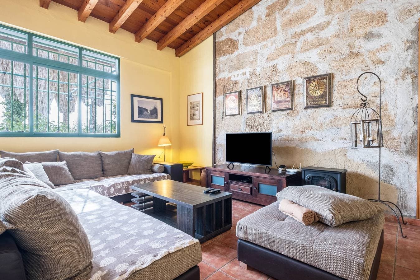 Foto 5 von 27: Landhaus „Finca Carrillo“ mit Meer- und Bergblick