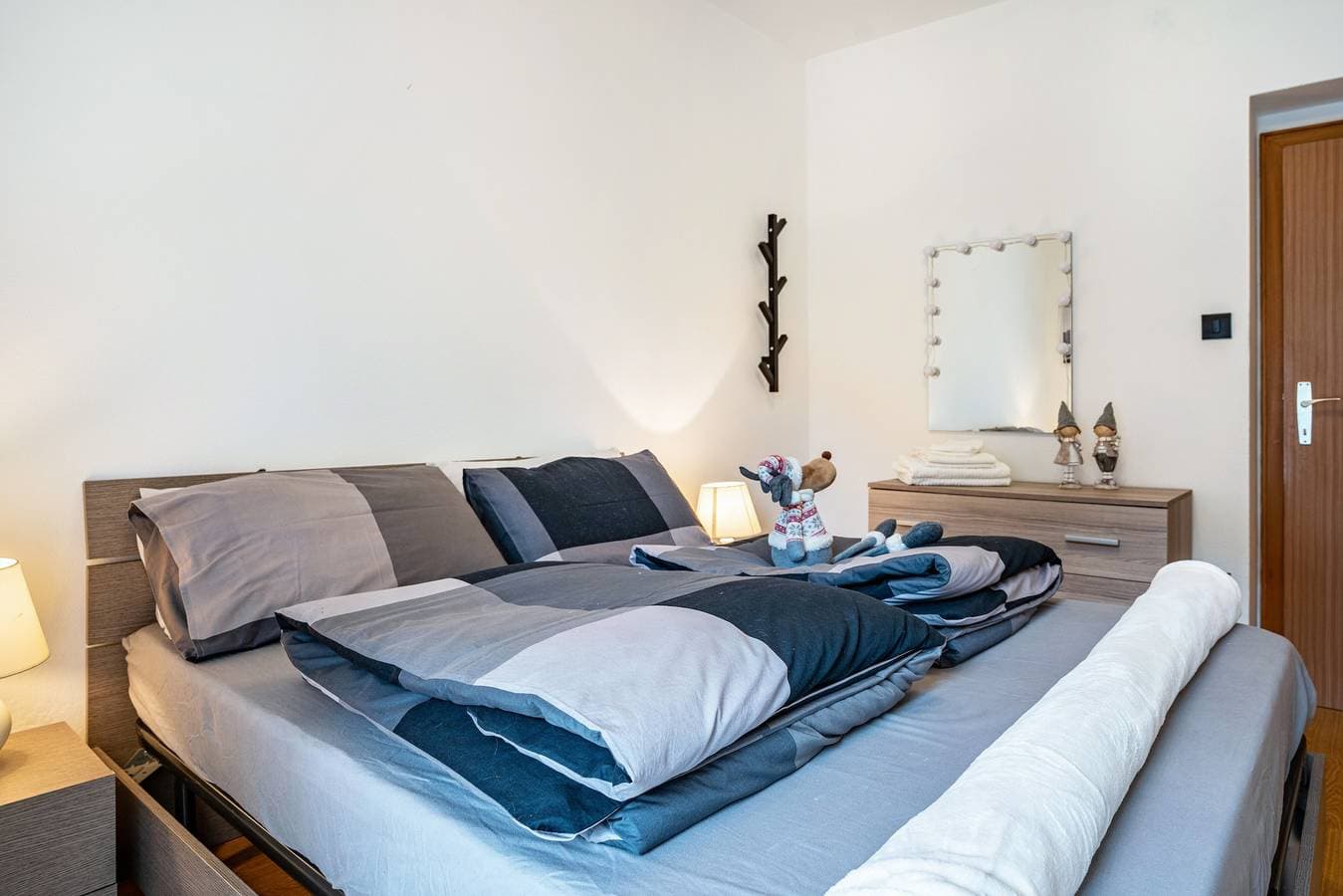 Foto 5 von 39: Ferienwohnung 'Martina's Place' mit Bergblick, Balkon und WLAN