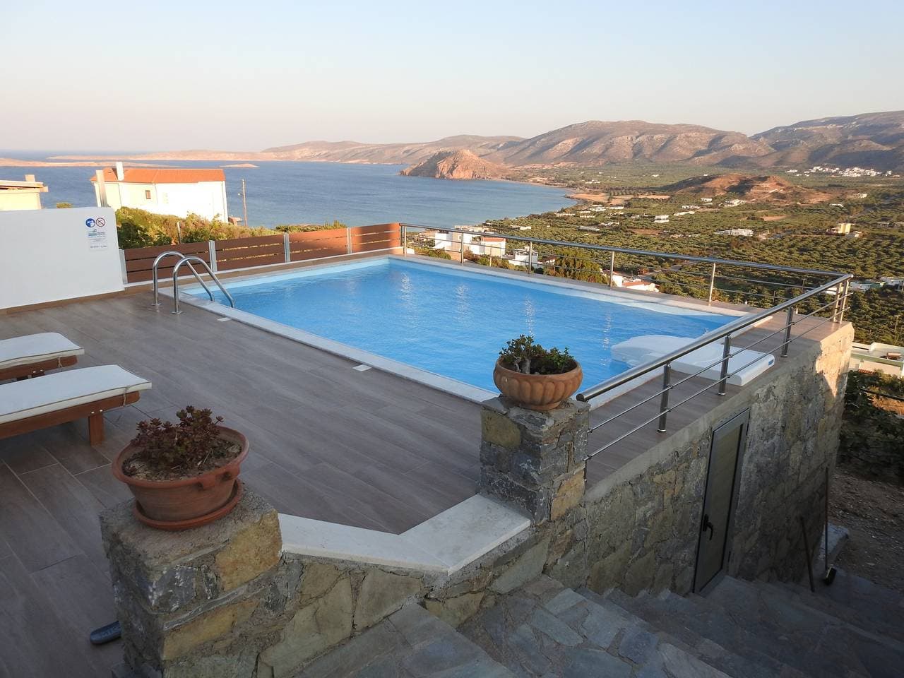 Foto 6 von 45: Villa 'Aiolos' – Swim Spa, Privat, mit Meerblick, WLAN und Klimaanlage
