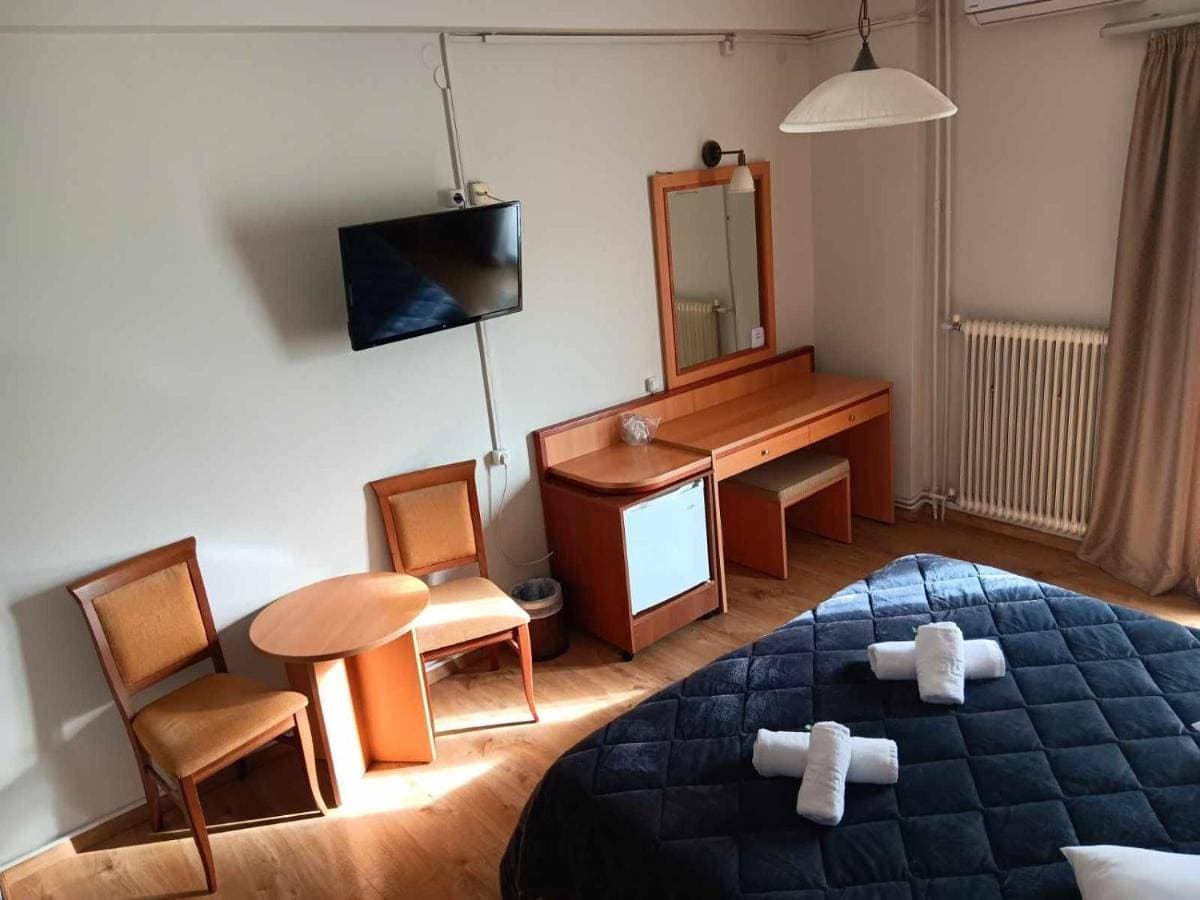 Foto 2 von 7: Economy Double Room