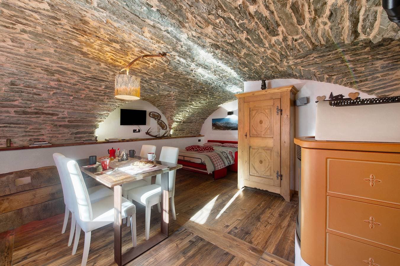 Foto 5 von 28: Ferienwohnung 'La Cachette' mit Bergblick, privater Terrasse und WLAN