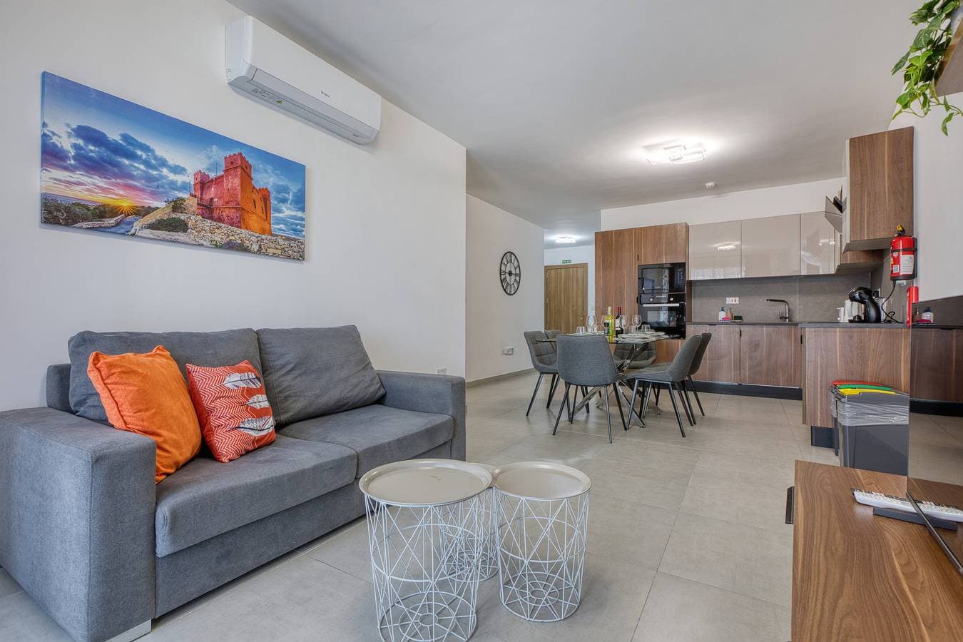 Foto 2 von 25: Ferienwohnung für 4 Personen mit Balkon