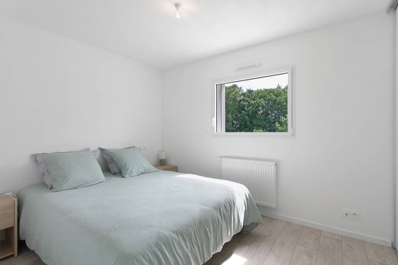 Foto 11 von 35: Ferienhaus 'Auprès De Mon Chêne' mit privater Terrasse, Garten und WLAN
