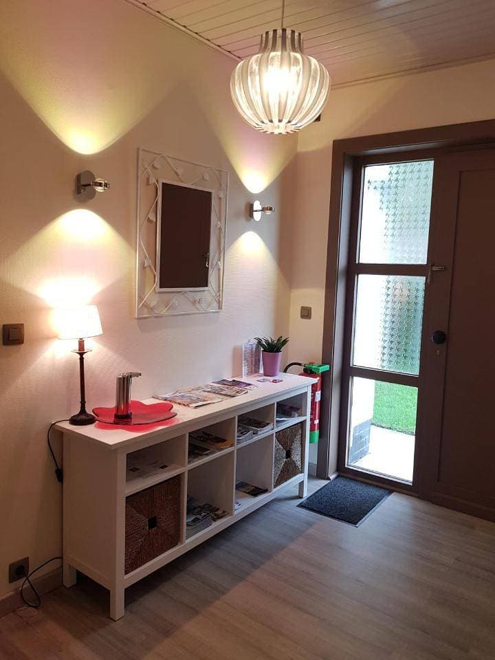 Foto 10 von 13: Double or Twin Room with Shared Bathroom
